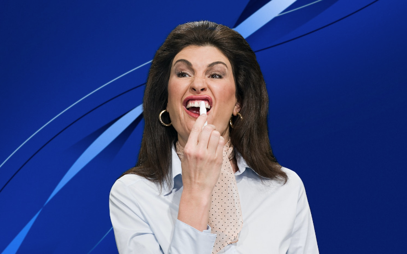 News reporter uses whitening pen