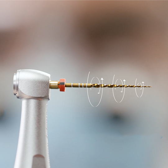 Wave one file rotation on a handpiece